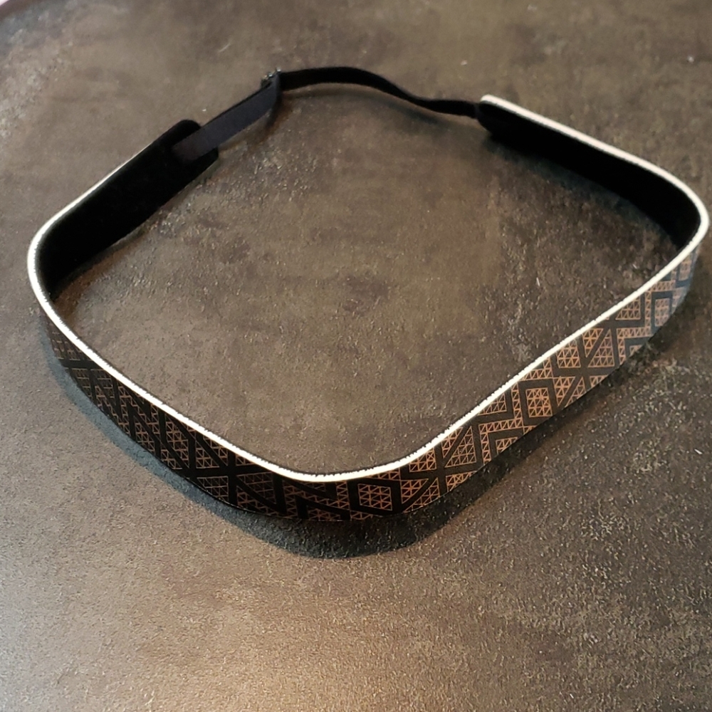 Free w/Bundle or 🔆3 for $15🔆 Adjustable headband.